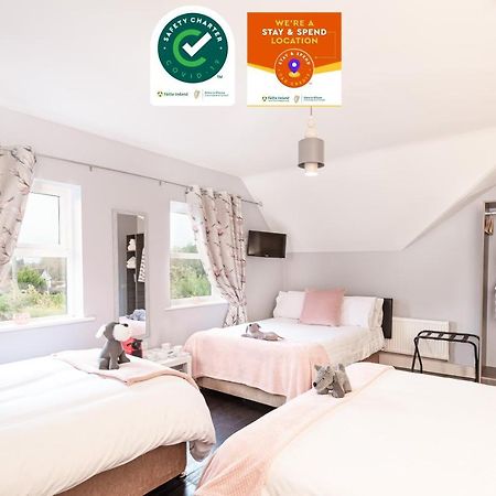 Caravogue House Hotell Trim Eksteriør bilde