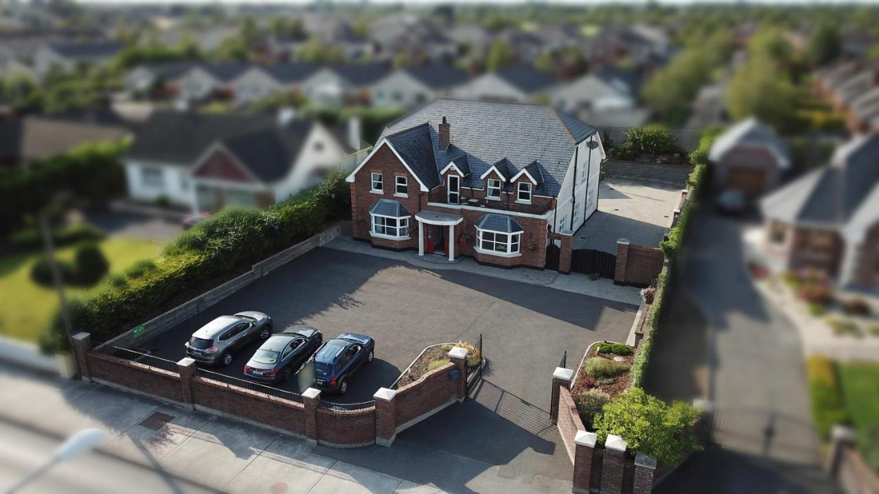Caravogue House Hotell Trim Eksteriør bilde
