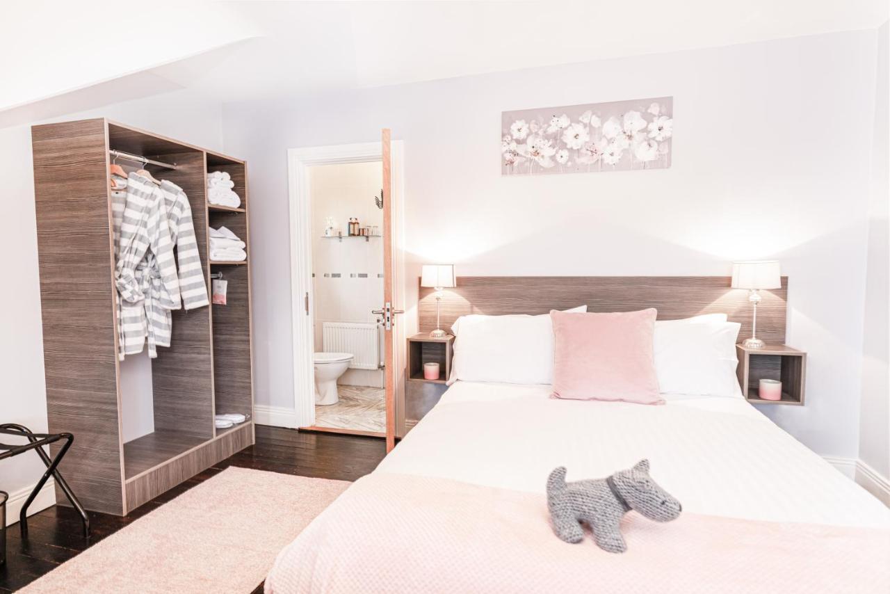 Caravogue House Hotell Trim Eksteriør bilde